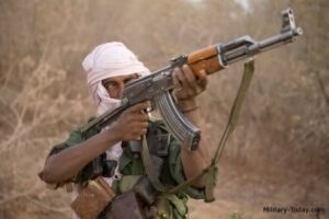 Incómoda : ¿Qué hacía una ametralladora AK47 en una cuneta de Algeciras?