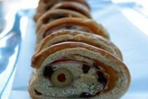 Los mayores de "La Unión" celebran su concurso de respostería navideña