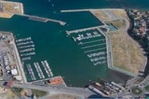 La Guardia Civil interviene 129 kilos de hachís en el puerto deportivo del Saladillo