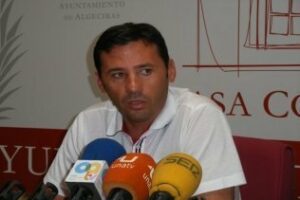 FAPACSA y el Ayuntamiento implicarán a los colectivos vecinales en la política municipal de Juventud