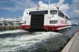 Ceuta elaborará una propuesta jurídica para reducir las tarifas en el Estrecho