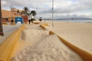 El Psoe exige al alcalde "que insulte menos y trabaje más"