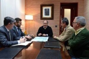 El alcalde conoce el proyecto de ampliación de Mercadona en la ciudad