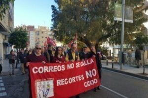 El 95% de la plantilla de Correos respalda la huelga