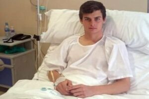 David Galván recibe el alta para seguir su recuperación en Algeciras