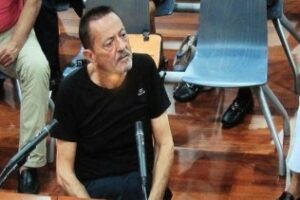 Julián Muñoz vuelve a salir del CIS de Algeciras tras reevaluar el juez su estado de salud
