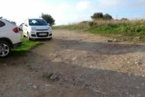 En pocos días se acondicionará el carril de Pastores que da accesos a los colegios