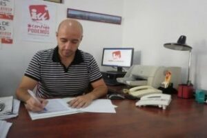 IU insiste en que Algeciras no se quede" sin planes de empleo