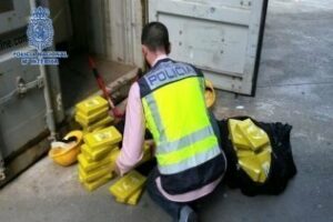 Desmantelada una red que introducía cocaína en el puerto de Algeciras