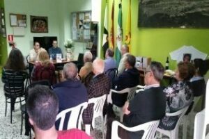 Eloy del Rio presentó su novela El asesino del crepúsculo" en la casa de Ceuta