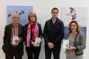 Pintor preside la presentación de Resorte", el nuevo libro de Fran J. Lestón