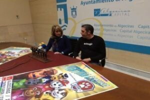 Pintor presenta Aventura canina: acción!!"