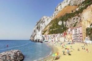 Tres algecireños detenidos por la RGP tras una persecución en Catalan Bay