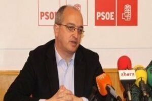 El PSOE critica la falta de gestión municipal "cuando defensa vuelve a sacar a la venta el Cortijo Botafuegos"