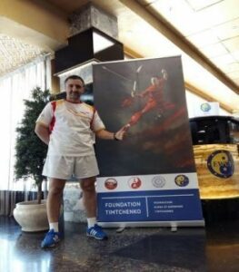 Hongwu compite en Moscú