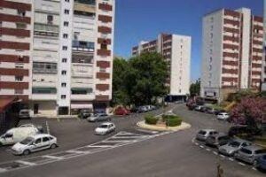 Zarzuela participa en la convivencia de la barriada de Las Colinas tras su Cruz de Mayo