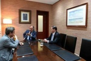 Landaluce se reúne con el subdirector general de Gibraltar del Ministerio de Exteriores