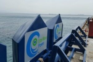 Gibraltar ya produce energía con las olas