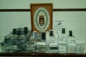 La Policía Local de Tarifa interviene más de 1300 móviles