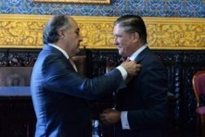 El alcalde recibe al presidente de la Audiencia Provincial