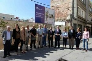 Presentado el nuevo aspecto que ya luce la calle Tarifa