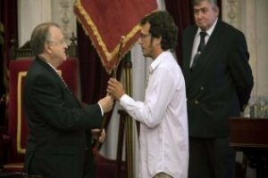 El Ayuntamiento de Cádiz reduce un 10% su deuda en un año