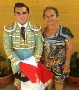 Diego Luque sale nuevamente a hombros tras la segunda semifinal del XXII Ciclo de Novilladas sin picadores en clases prácticas