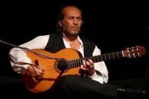 Paco Montalvo y su violín flamenco llega al V Encuentro Internacional de Guitarra Paco de Lucía"