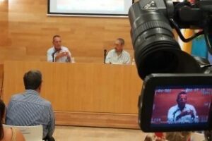 El Premio Nacional de Flamencología Manuel Martín diserta sobre el impacto del flamenco