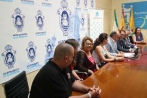 Landaluce aplaude una nueva aportación de 15.000 euros por parte de Obra Social La Caixa" a cuatro colectivos de Algeciras