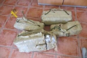La Guardia Civil interviene 53 kilos de hachís en Punta Carnero