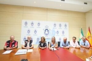 Algeciras acoge una concentración de Citröen 2CV con más de 1.200 automovilistas