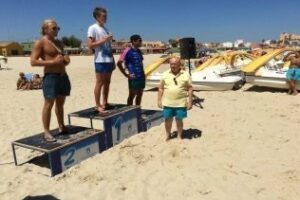 La IV Travesía a Nado en honor a la Virgen de la Palma se desarrolla con éxito en el Rinconcillo