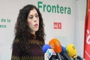 Alconchel (PSOE) critica el silencio del PP en torno a iniciativas sobre dependencia y desempleo en la provincia