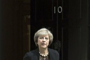 May confirma el varapalo para Gibraltar y su futuro