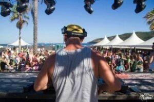 Raffa Varela-Desde que tengo uso de razón llevo dentro la música