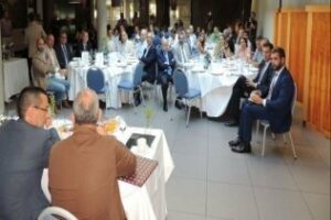 La Confederación de Empresarios analiza los efectos del Brexit