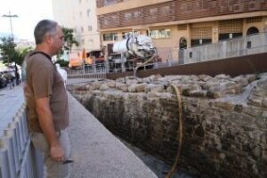 Puesta en valor los yacimientos arqueológicos de las murallas medievales y Marina del Carmen