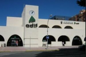 La plataforma en defensa del ferrocarril denuncia el deterioro de la red férrea de Algeciras