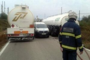 Accidente con 32.000 litros de combustible en juego