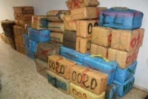 La Guardia Civil interviene más de dos toneladas de hachís en una embarcación