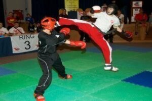 El mercado de abastos acogerá el sábado un entrenamiento de kickboxing de cara a la celebración del Campeonato del Mundo