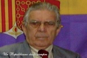 IU recoge firmas para proponer que Germinal Zambrano sea Hijo Adoptivo de Algeciras