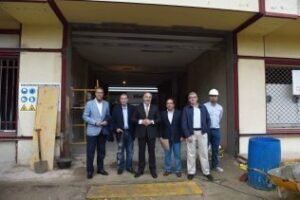 El alcalde visita el avance de las obras para el Centro de Hemodiálisis en Algeciras