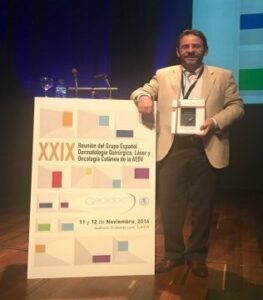 Médico del Hospital Punta de Europa obtiene premio en el Congreso de Cirugía Dermatológica
