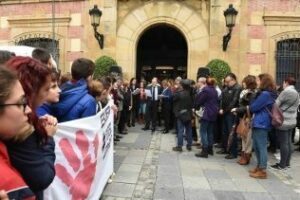 Victoria Kent denuncia los reiterados casos de violencia de género en España