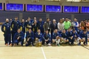 Entrega de trofeos del torneo navideño de fútbol sala de Apadis