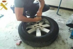 La Guardia Civil interviene tabaco de contrabando en la aduana de La Línea