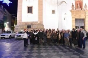 Los mayores se acercan a la Navidad de la mano del Ayuntamiento y de Radio Taxi