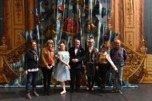 Un Teatro Florida abarrotado ante El Cascanueces" interpretado por el ballet de Moscú